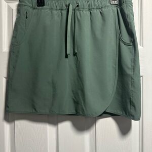 Patagonia Green Athletic Skirt with Drawstring